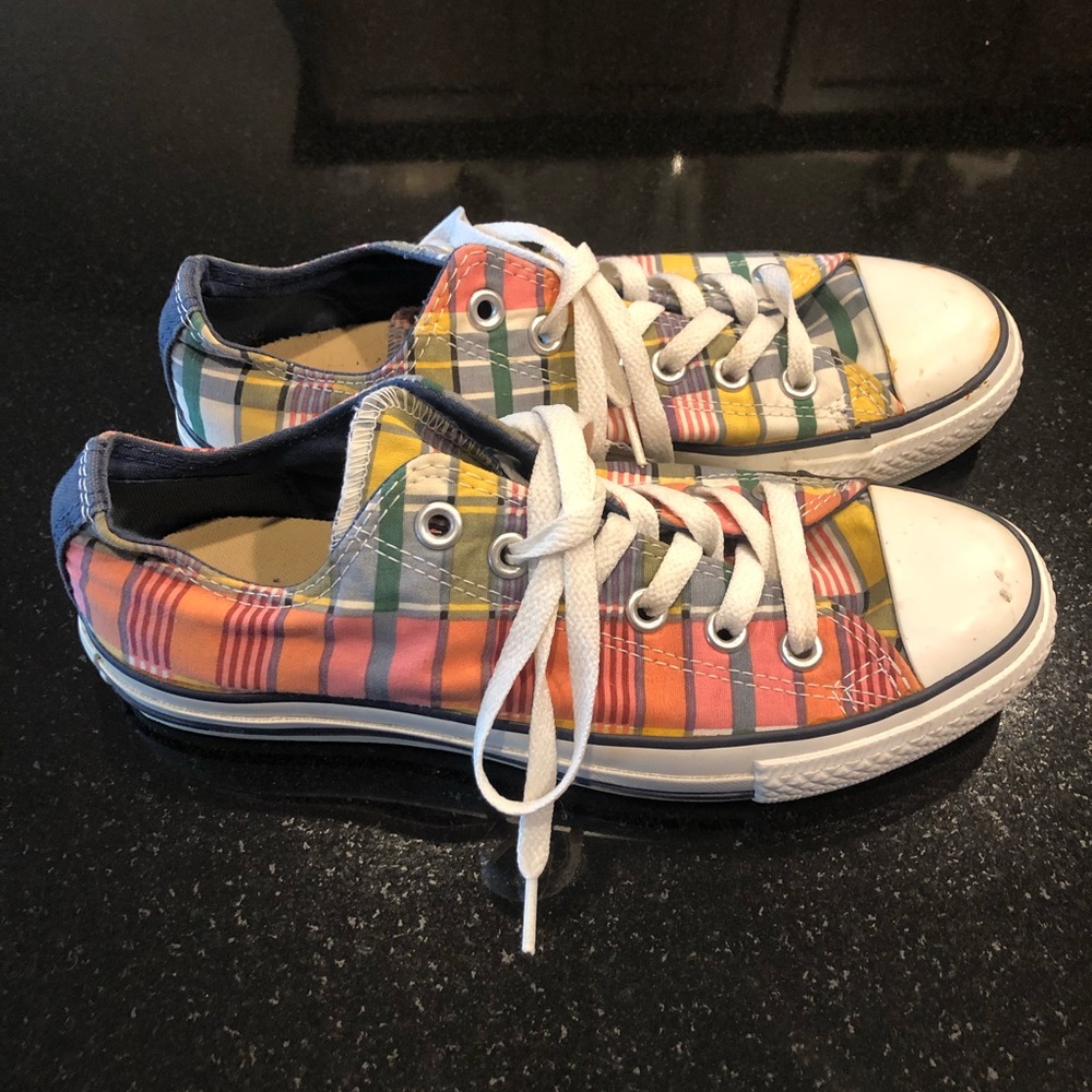 Plaid Converse